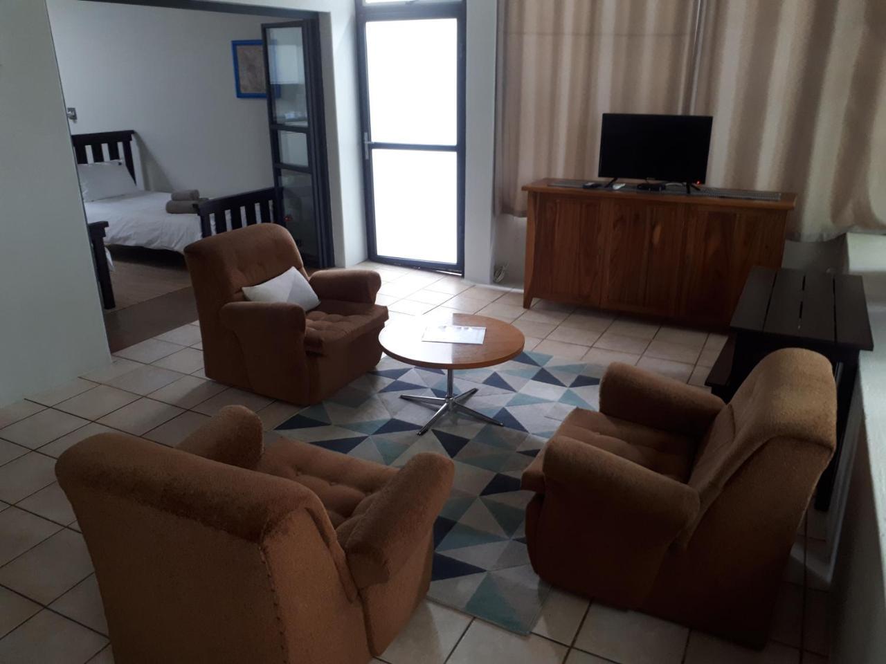 Suiderhof Self-Catering Ξενοδοχείο Βίντχουκ Εξωτερικό φωτογραφία