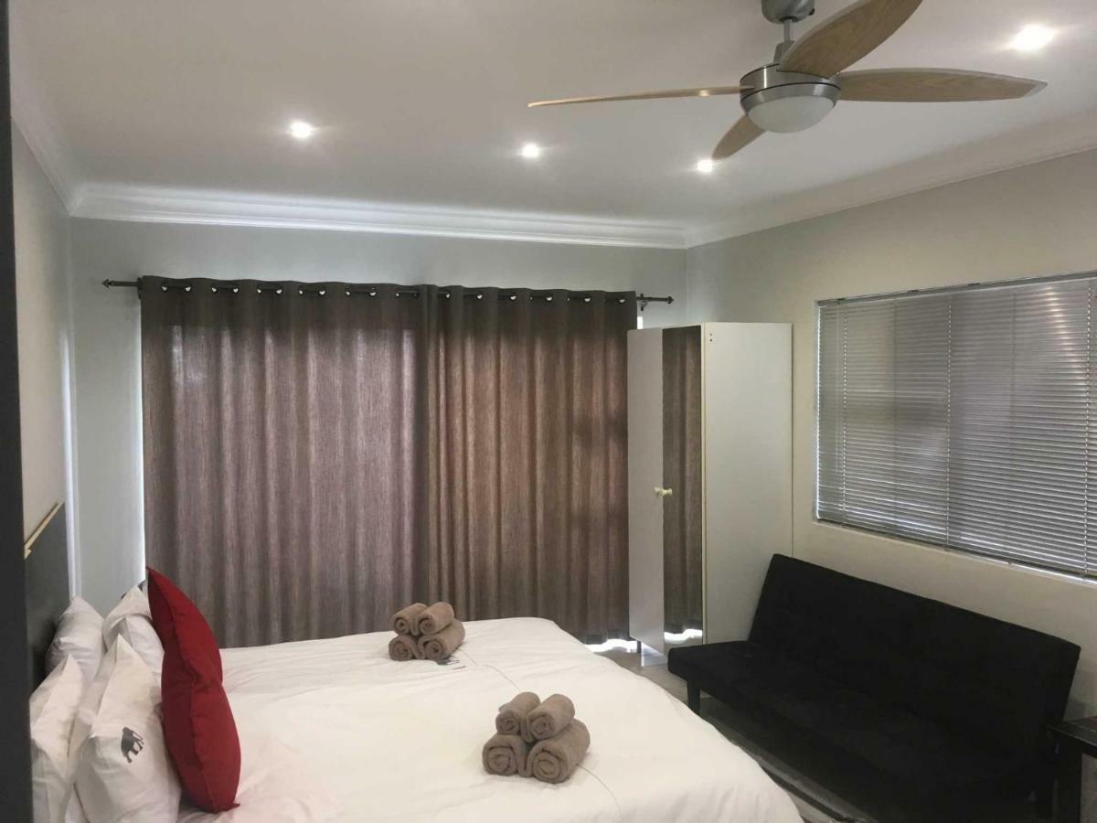 Suiderhof Self-Catering Ξενοδοχείο Βίντχουκ Εξωτερικό φωτογραφία