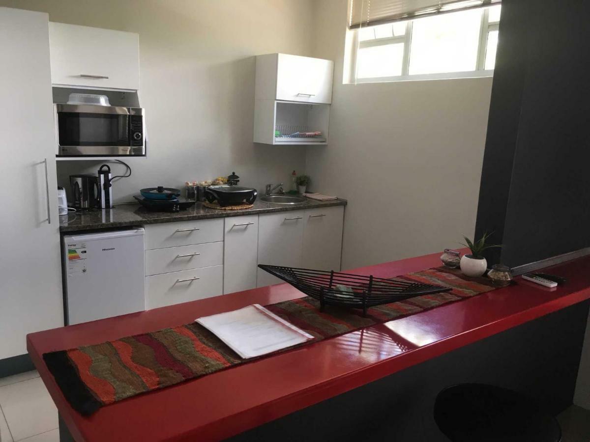 Suiderhof Self-Catering Ξενοδοχείο Βίντχουκ Εξωτερικό φωτογραφία