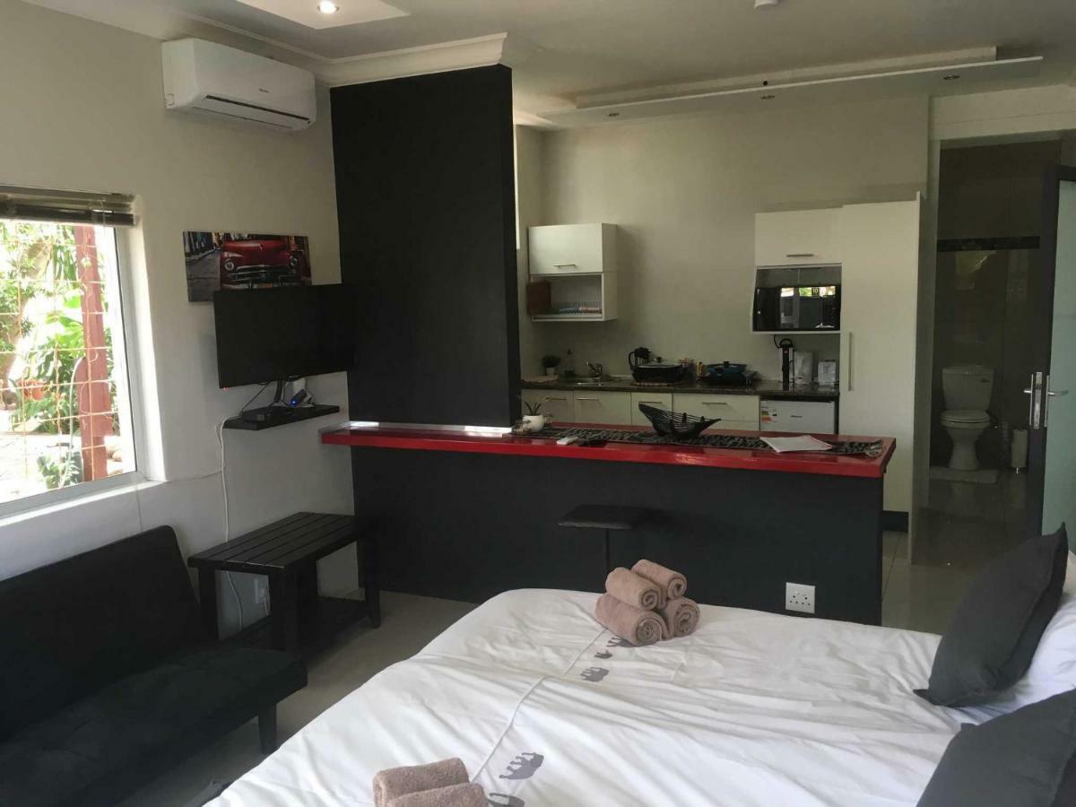 Suiderhof Self-Catering Ξενοδοχείο Βίντχουκ Εξωτερικό φωτογραφία
