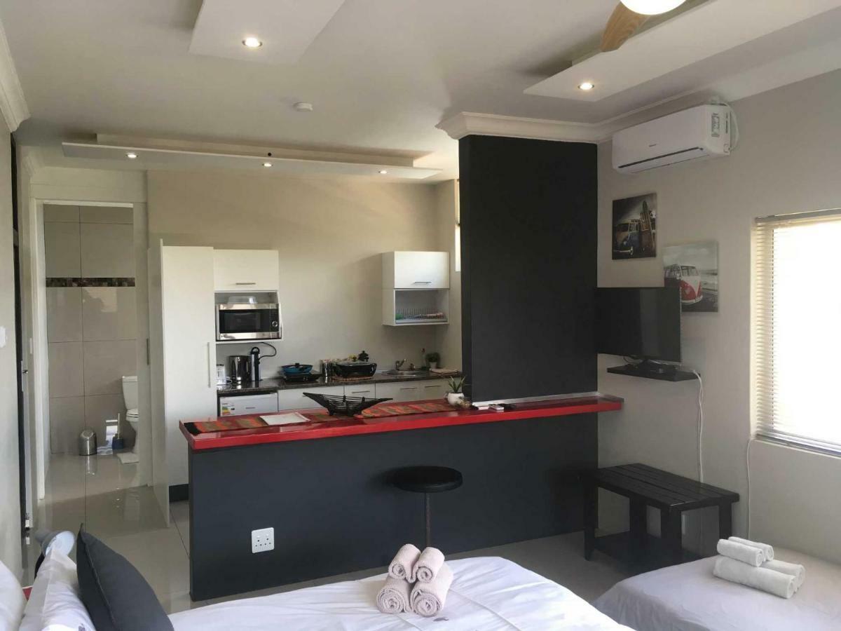 Suiderhof Self-Catering Ξενοδοχείο Βίντχουκ Εξωτερικό φωτογραφία