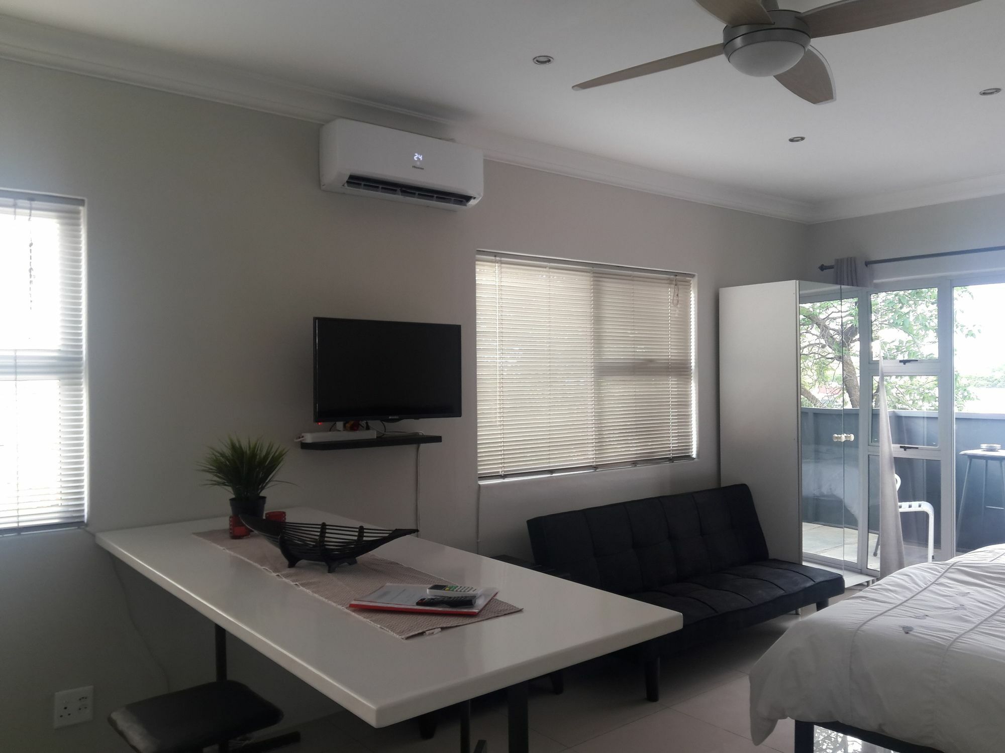Suiderhof Self-Catering Ξενοδοχείο Βίντχουκ Εξωτερικό φωτογραφία